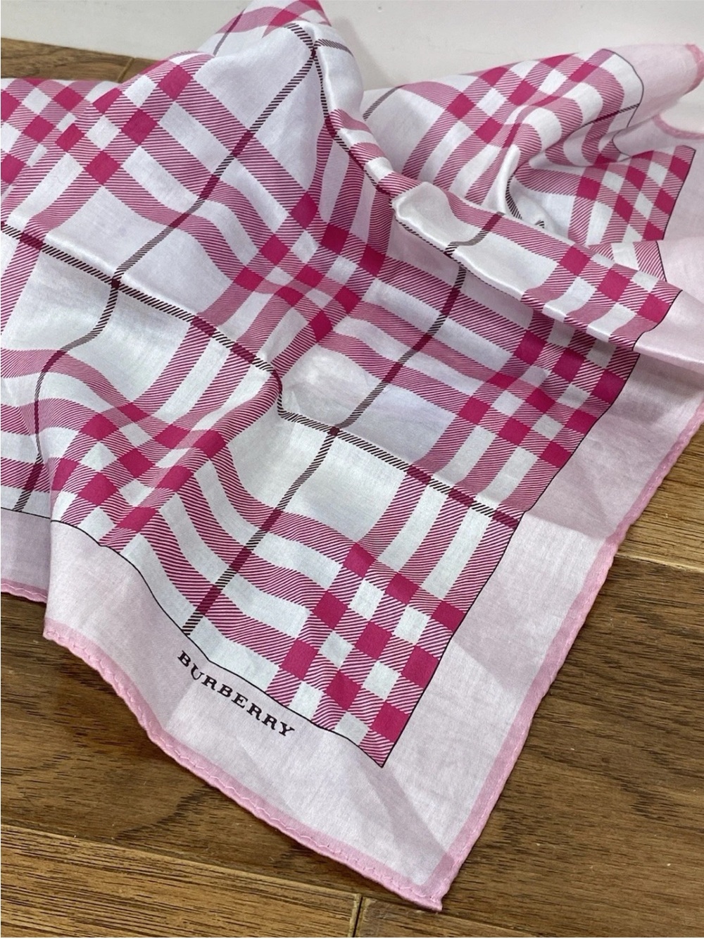 Vtg NWOT Rare Burberry Cotton Mini Scarf Handkerchief Pink Plaid 19” Square